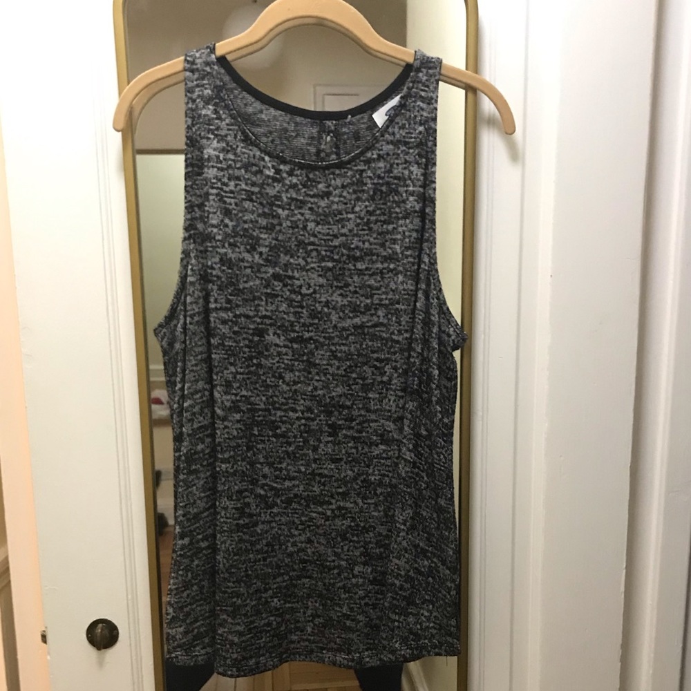 Heathered gray knit tank